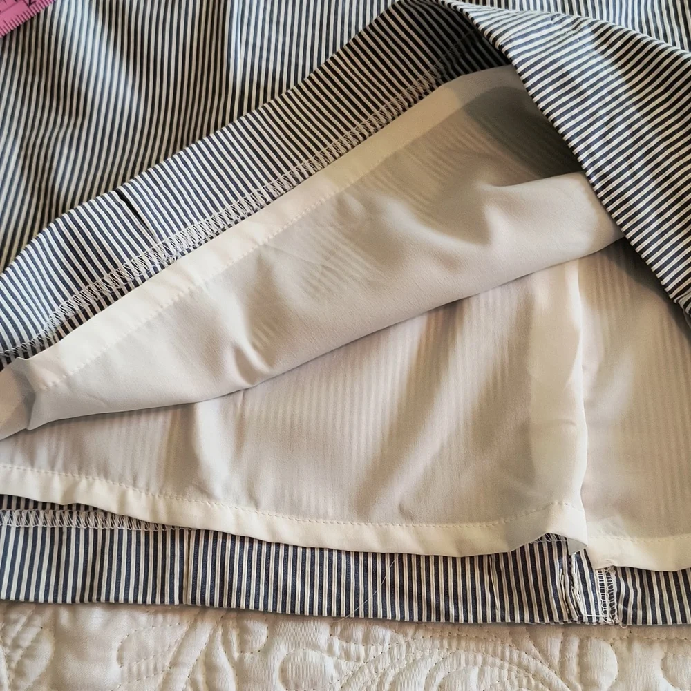 New York & Co Pencil Skirt Wmn's 18 Blue White Striped Seersucker Nautical - Picture 12 of 16